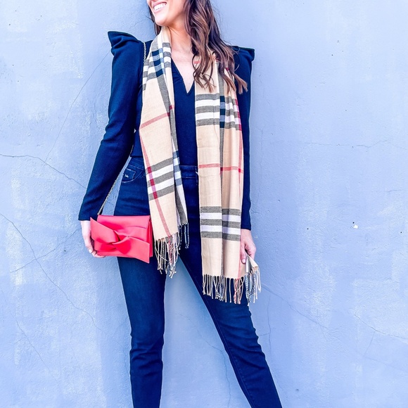 Accessories - NWT Plaid lightweight Scarf in Tan